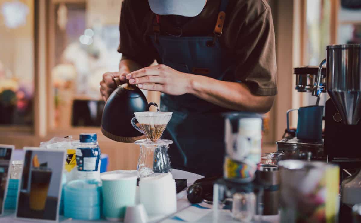 ¿Cuándo y por qué debes Cambiar los Filtros de Agua en tu Restaurante?